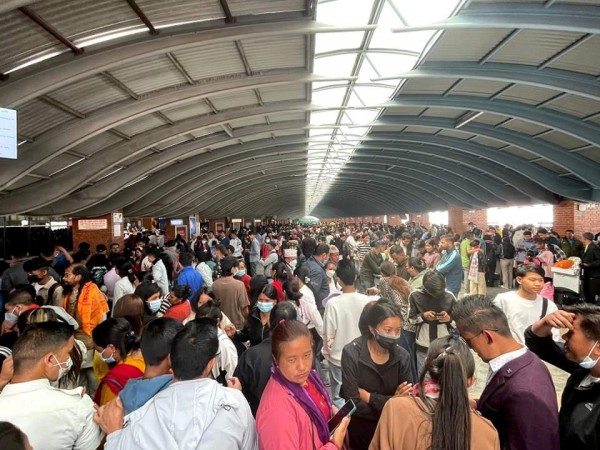 घर छाडेर सहर पस्नेभन्दा विदेशिने दोब्बर